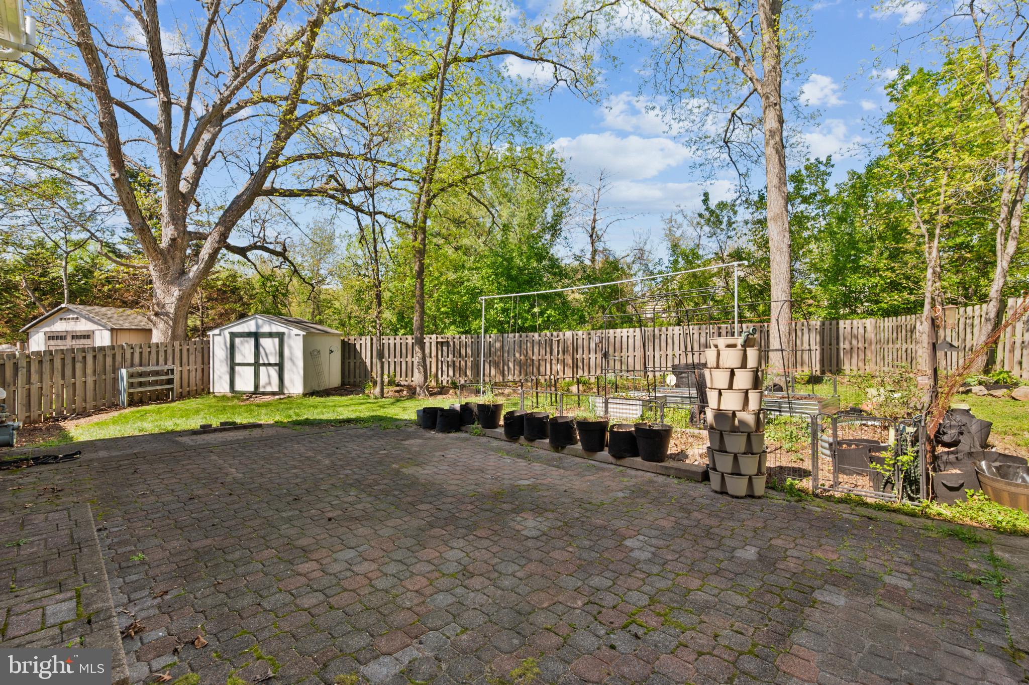 9254 Cartersville Road Columbia, MD 21046 - Photo 27 of 29 View of the yard