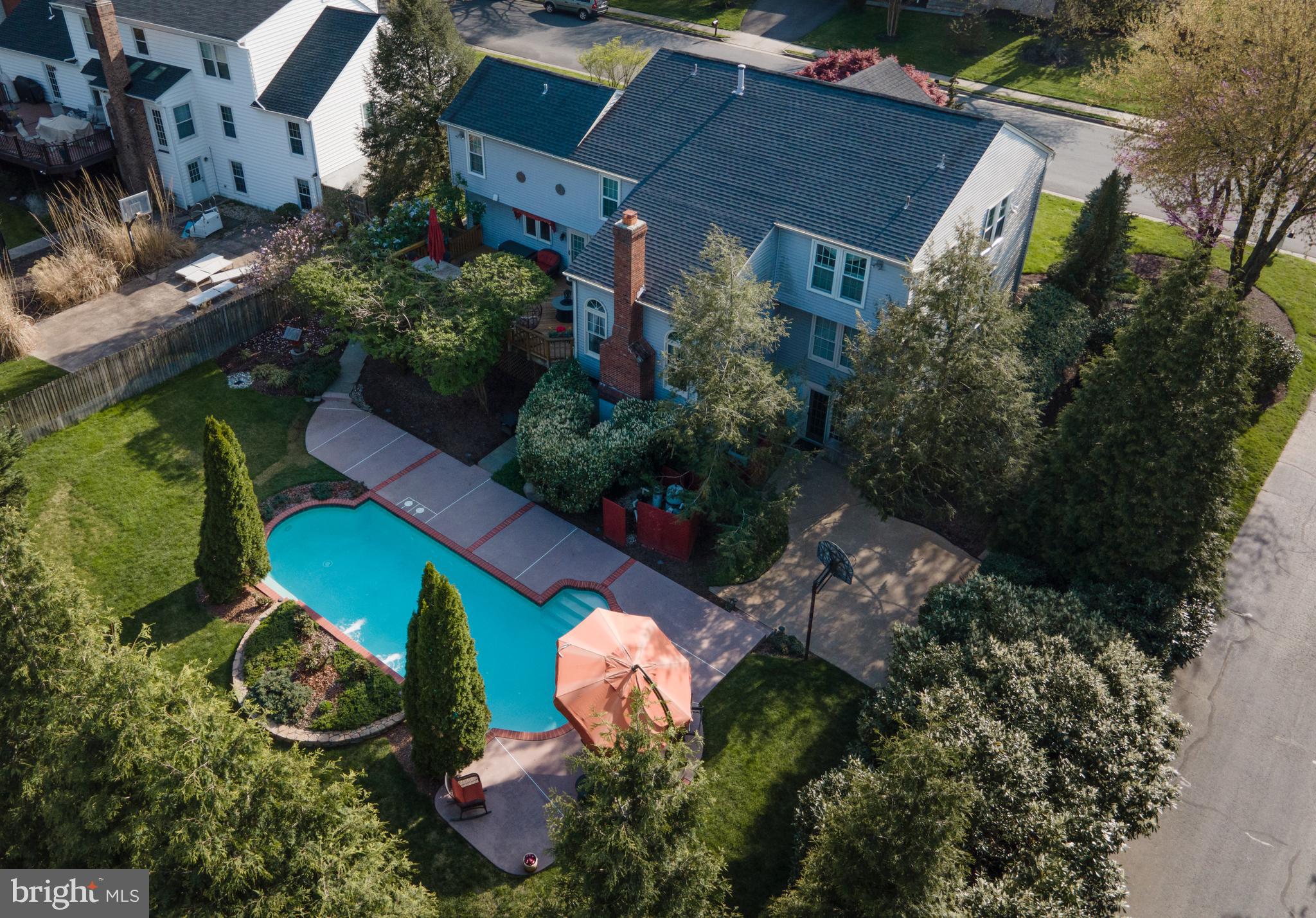 4511 Orr Drive Chantilly, VA 20151 - Photo 2 of 76