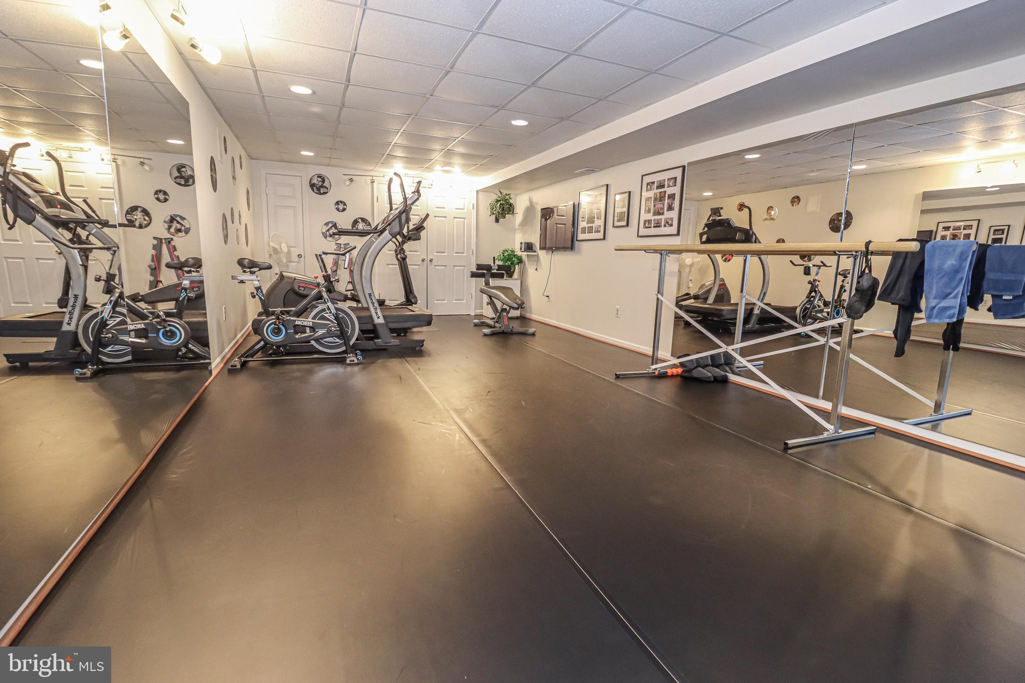 4511 Orr Drive Chantilly, VA 20151 - Photo 47 of 76