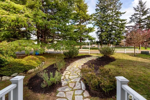 $725,000 | 847 Argyle Avenue, Friday Harbor, WA 98250