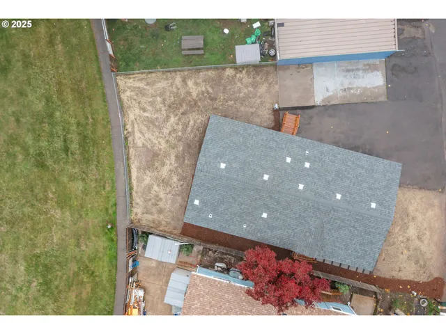 $369,900 | 3253 Comber Court Northeast, Salem, OR 97305