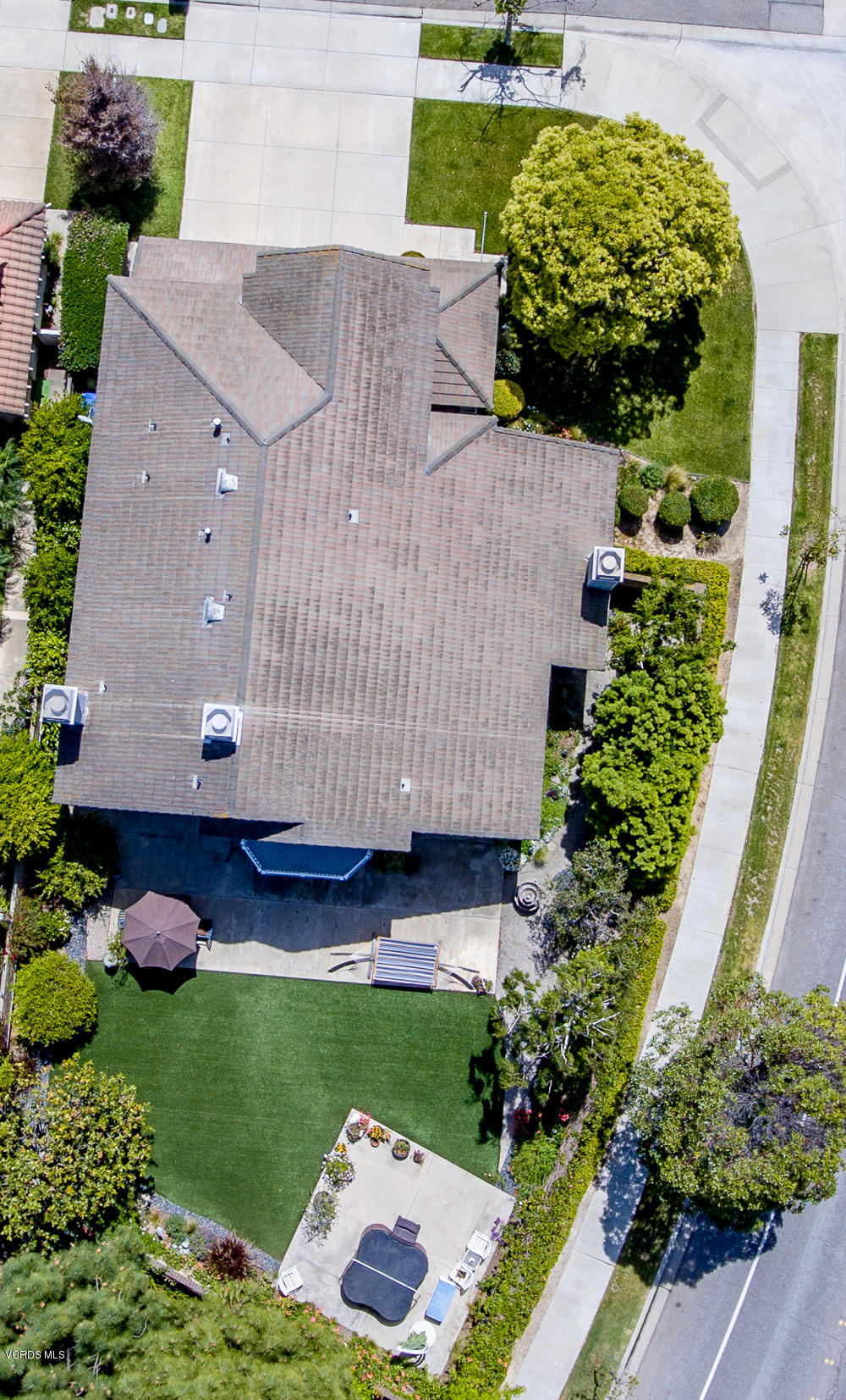 2101 Glen Eagles Court Oxnard, CA 93036 - Photo 43 of 45 Overhead back to front