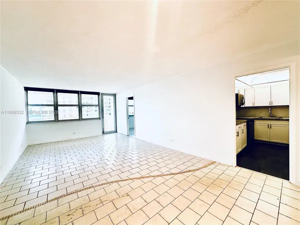 $2,500 | 250 174th Street, Unit 1212, Sunny Isles Beach, FL 33160