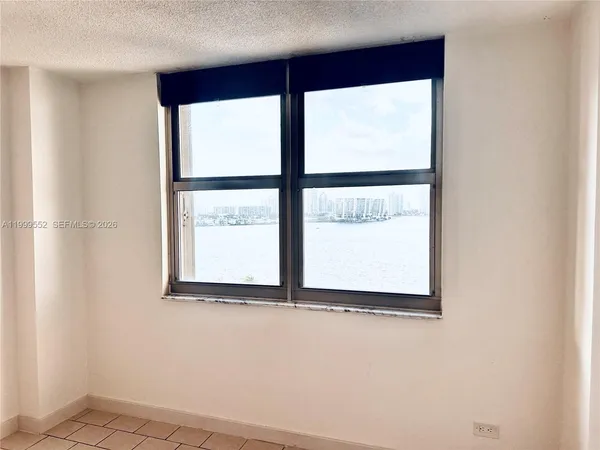 $2,500 | 250 174th Street, Unit 1212, Sunny Isles Beach, FL 33160