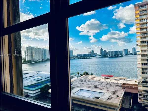 $2,500 | 250 174th Street, Unit 1212, Sunny Isles Beach, FL 33160