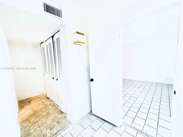 $2,500 | 250 174th Street, Unit 1212, Sunny Isles Beach, FL 33160
