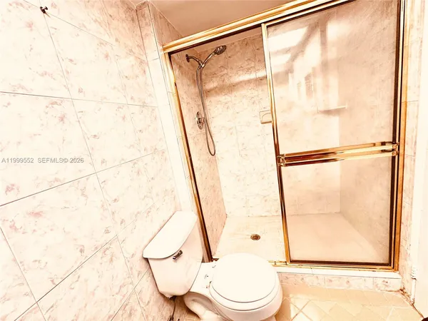 $2,500 | 250 174th Street, Unit 1212, Sunny Isles Beach, FL 33160