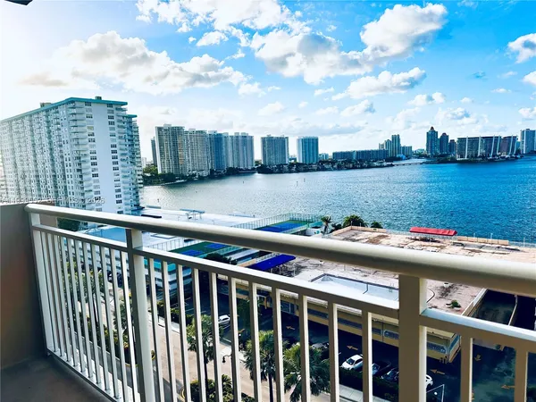 $2,500 | 250 174th Street, Unit 1212, Sunny Isles Beach, FL 33160