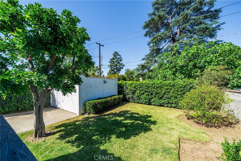 107 Annandale Road Pasadena, CA 91105 - Photo 43 of 52
