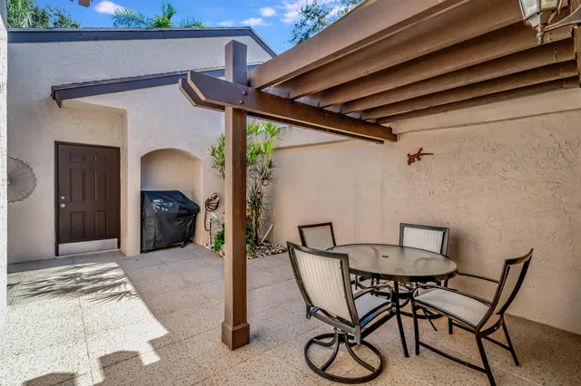 $549,000 | 5308 Fairway Woods Drive, Unit 4712, Delray Beach, FL 33484