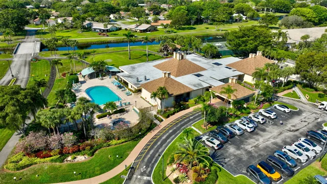 $549,000 | 5308 Fairway Woods Drive, Unit 4712, Delray Beach, FL 33484