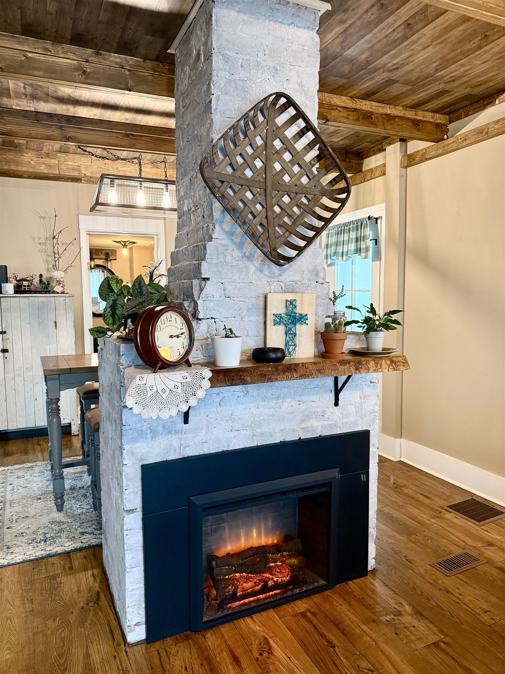 15385 Evergreen Valley Road Timberville, VA 22853 - Photo 14 of 44