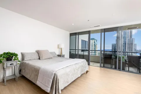 $1,799,000 | 700 Front Street, Unit 1102, San Diego, CA 92101