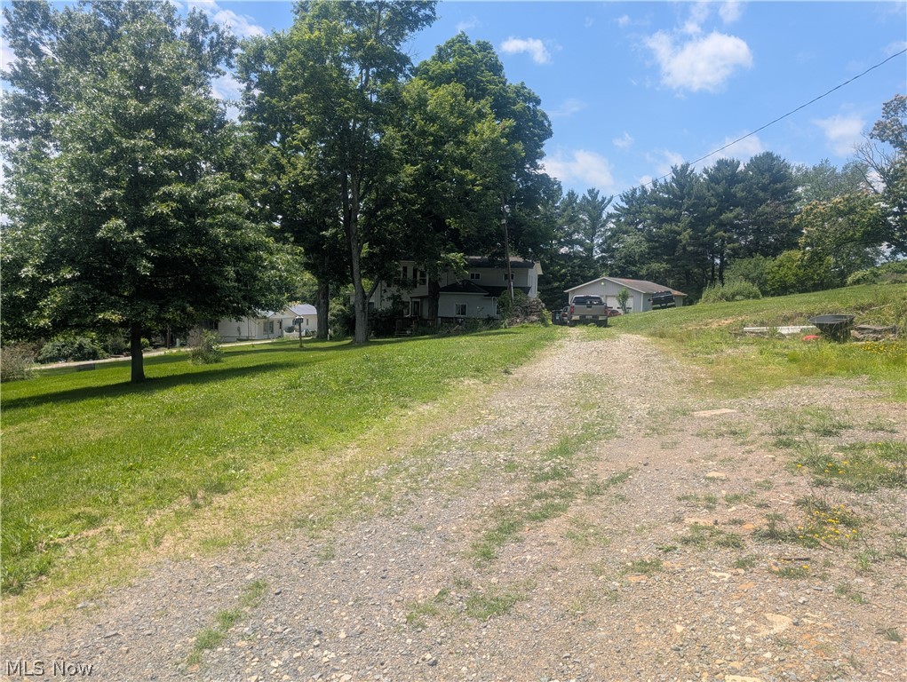 2011 Gordon Road Northwest Dover, OH 44622 - Photo 11 of 50
