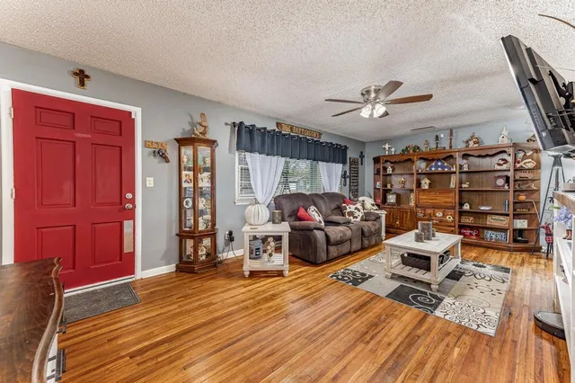 $175,000 | 1350 North Taylor Street, El Dorado, KS 67042