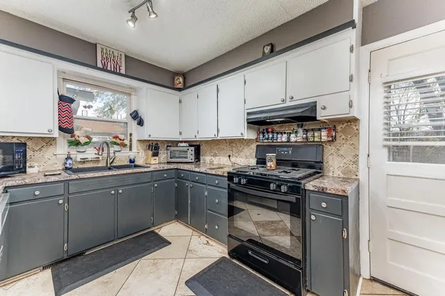 $175,000 | 1350 North Taylor Street, El Dorado, KS 67042