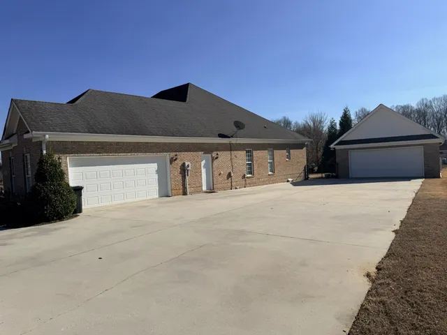 $599,000 | 12 Sonoma Drive, Fayetteville, TN 37334