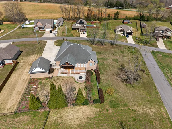 $579,000 | 12 Sonoma Drive, Fayetteville, TN 37334