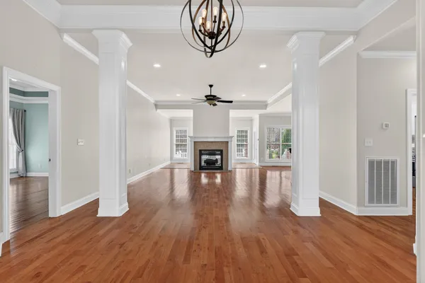 $579,000 | 12 Sonoma Drive, Fayetteville, TN 37334