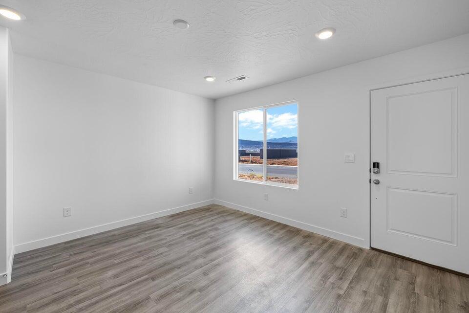 1613 Fins Road, Unit 4174 Washington, UT 84780 - Photo 5 of 33 5