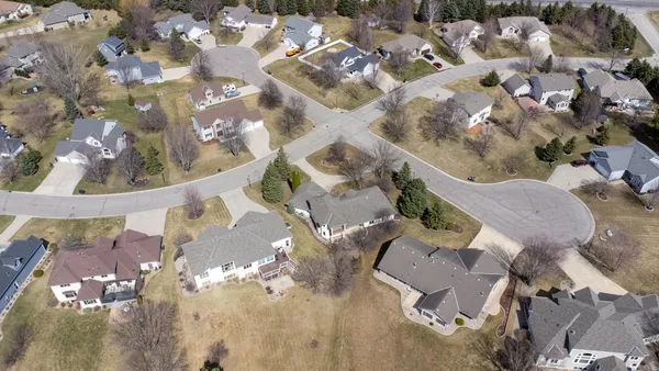 $660,000 | 1320 Heritage Avenue Northwest, Hutchinson, MN 55350