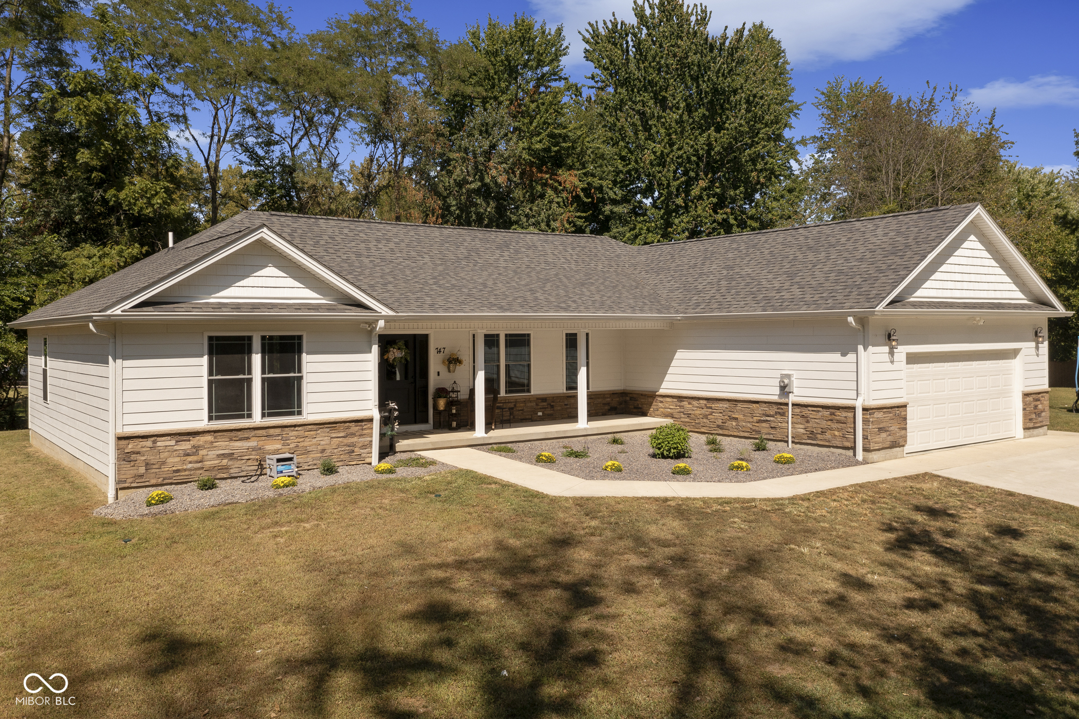 747 Enos Road Seymour, IN 47274 - Photo 3 of 63