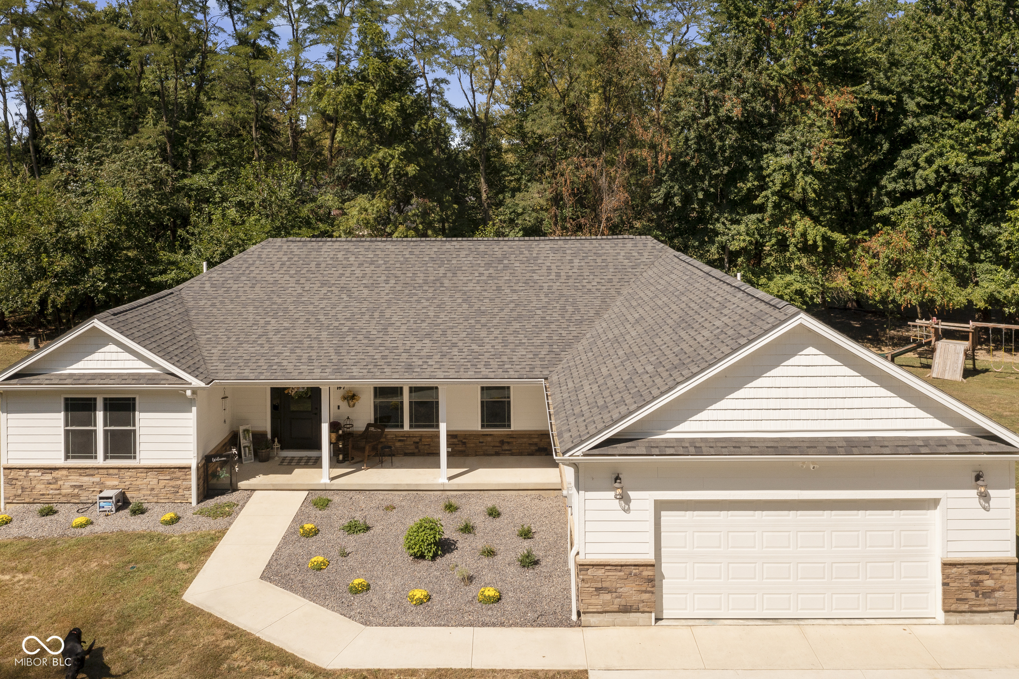 747 Enos Road Seymour, IN 47274 - Photo 4 of 63