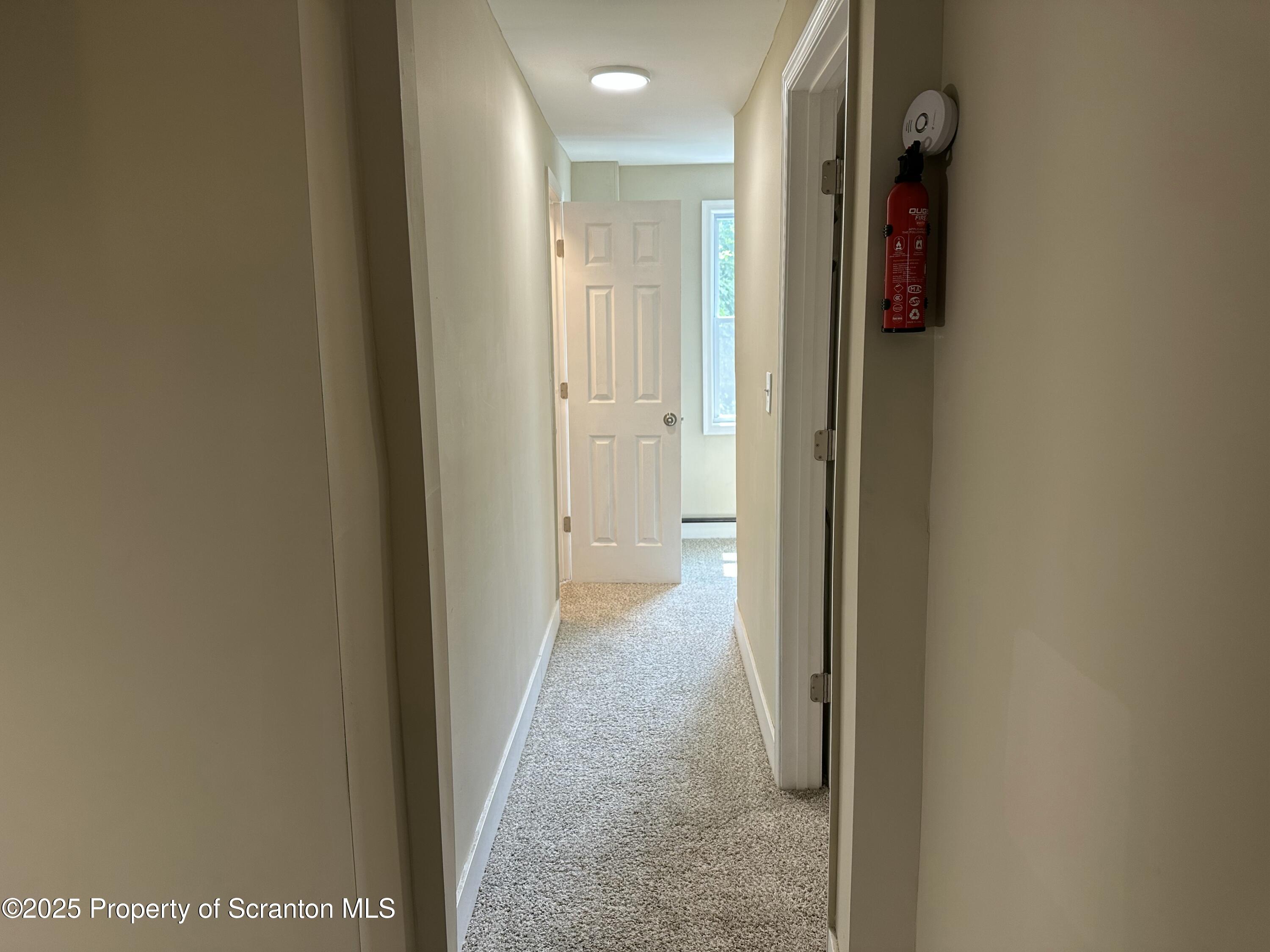 930 Madison Avenue, Unit B Scranton, PA 18510 - Photo 21 of 25 IMG_2460