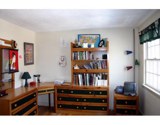 31 Aqueduct Road Wayland, MA 01778 - Photo 13 of 15 Gallery Image 13
