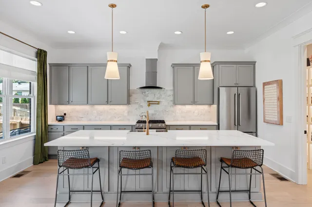 $889,047 | 452 Annex Avenue, Nashville, TN 37209