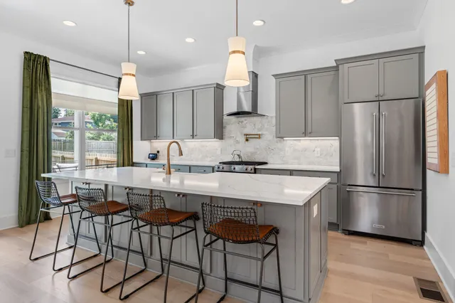 $889,047 | 452 Annex Avenue, Nashville, TN 37209