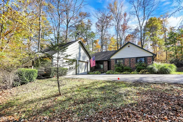 $399,900 | 2289 Twinlake Road, Morgantown, IN 46160