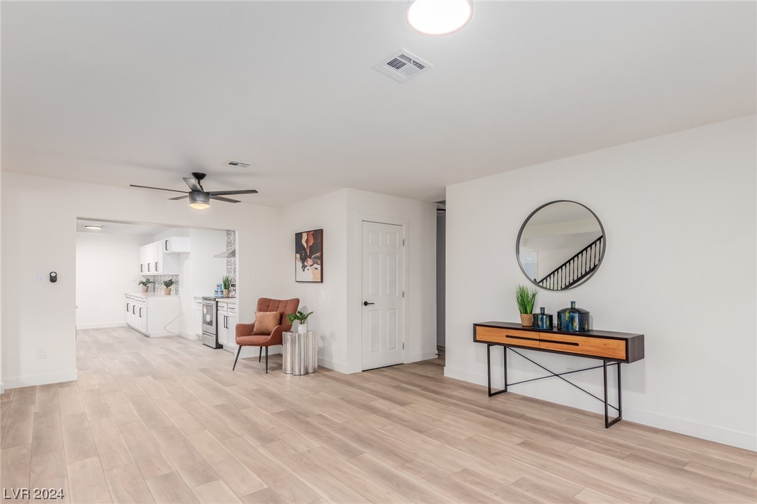 5404 Alpine Place Las Vegas, NV 89107 - Photo 14 of 64