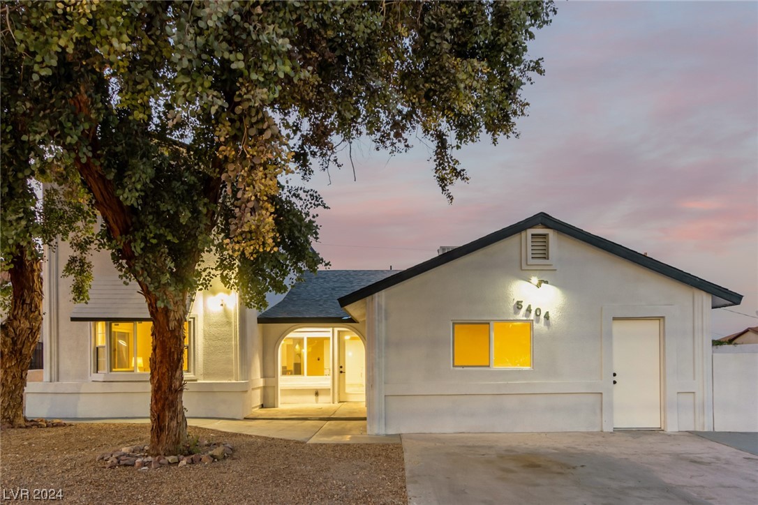 5404 Alpine Place Las Vegas, NV 89107 - Photo 2 of 64