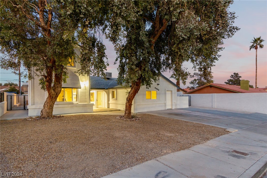 5404 Alpine Place Las Vegas, NV 89107 - Photo 5 of 64