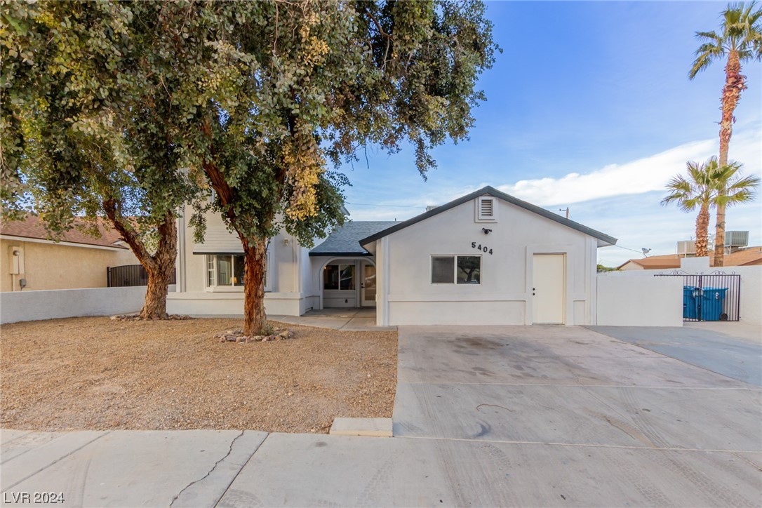 5404 Alpine Place Las Vegas, NV 89107 - Photo 8 of 64
