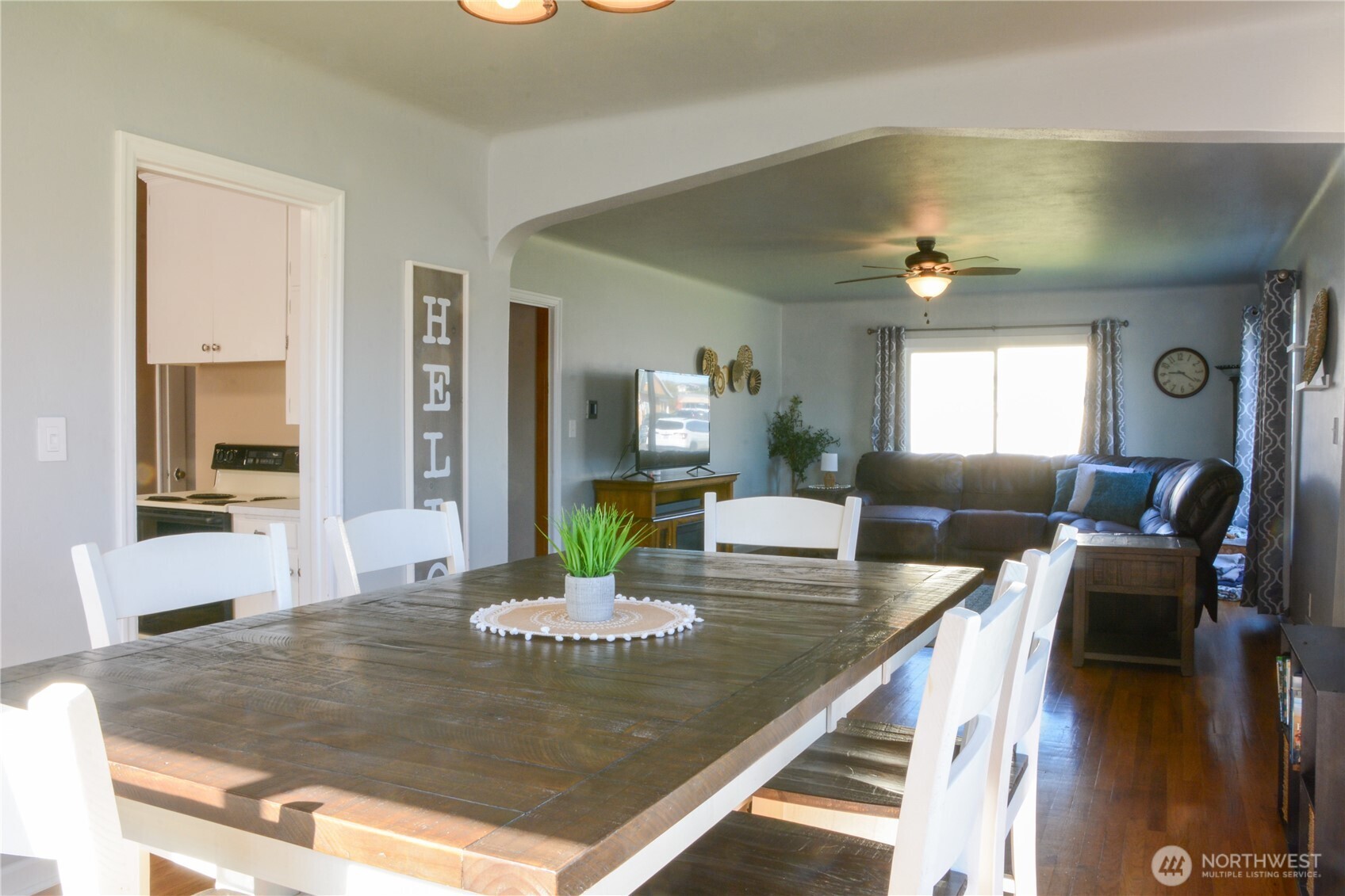 112 East 5th Street Lind, WA 99341 - Photo 6 of 39 a view of a dining room with furniture