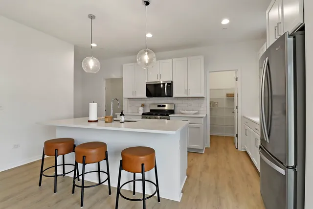 $595,418 | 2491 Olivia Court, Wauconda, IL 60084