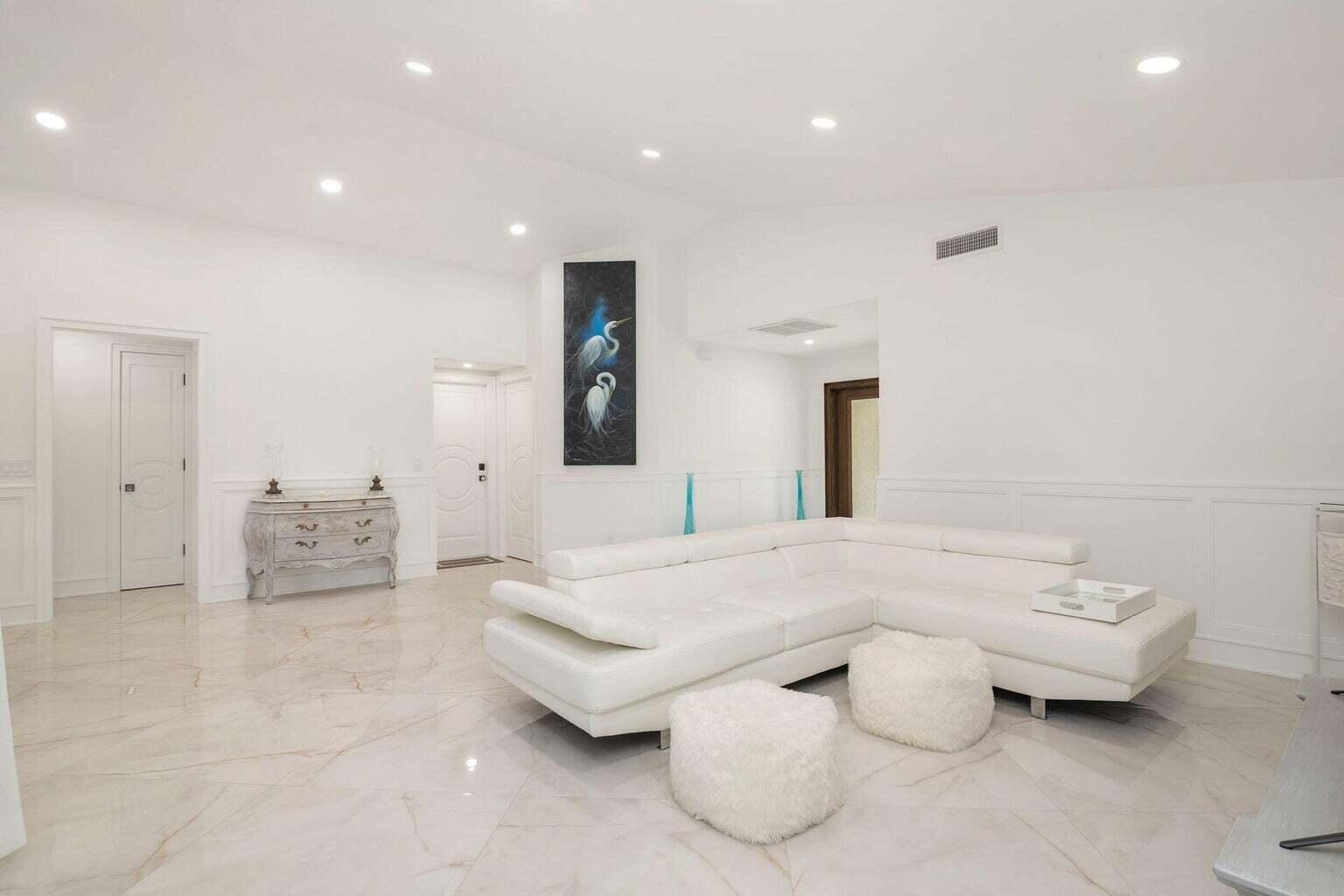 16965 Freshwind Circle Jupiter, FL 33477 - Photo 3 of 26 20241118091128793725000000-o