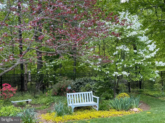 $2,395,000 | 8620 Fenway Drive, Bethesda, MD 20817