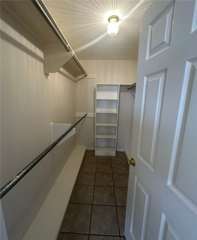 15618 Cruiser Street Corpus Christi, TX 78418 - Photo 8 of 14 a view of entryway