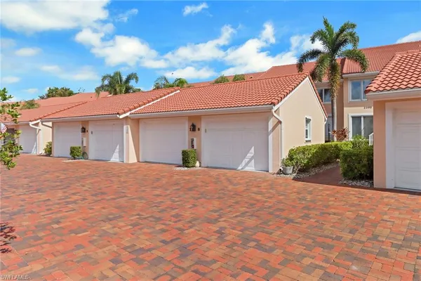 $399,900 | 2395 Hidden Lake Drive, Unit 4608, Naples, FL 34112