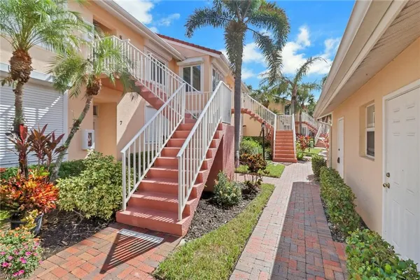 $399,900 | 2395 Hidden Lake Drive, Unit 4608, Naples, FL 34112