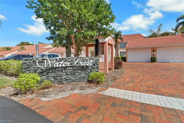 $399,900 | 2395 Hidden Lake Drive, Unit 4608, Naples, FL 34112