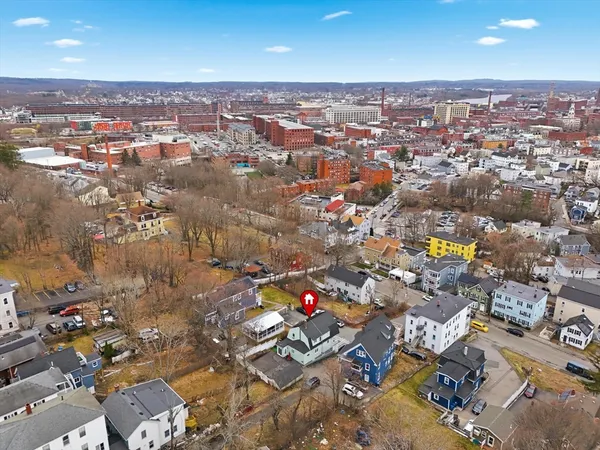 $499,900 | 6 Cranshaw Place, Lawrence, MA 01841