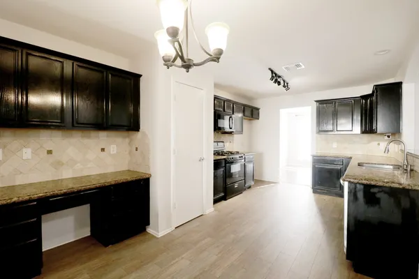 $1,980 | 1434 West April Rain Court, Missouri City, TX 77489