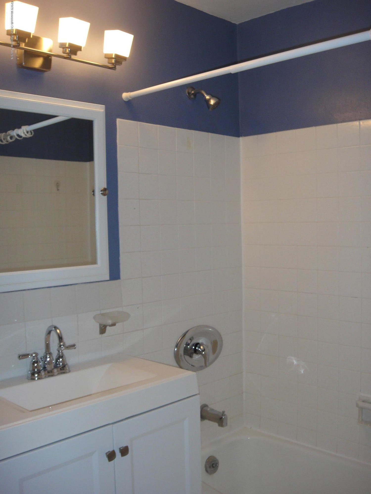 28 Riverside Avenue, Unit 9C Red Bank, NJ 07701 - Photo 14 of 21 Bath