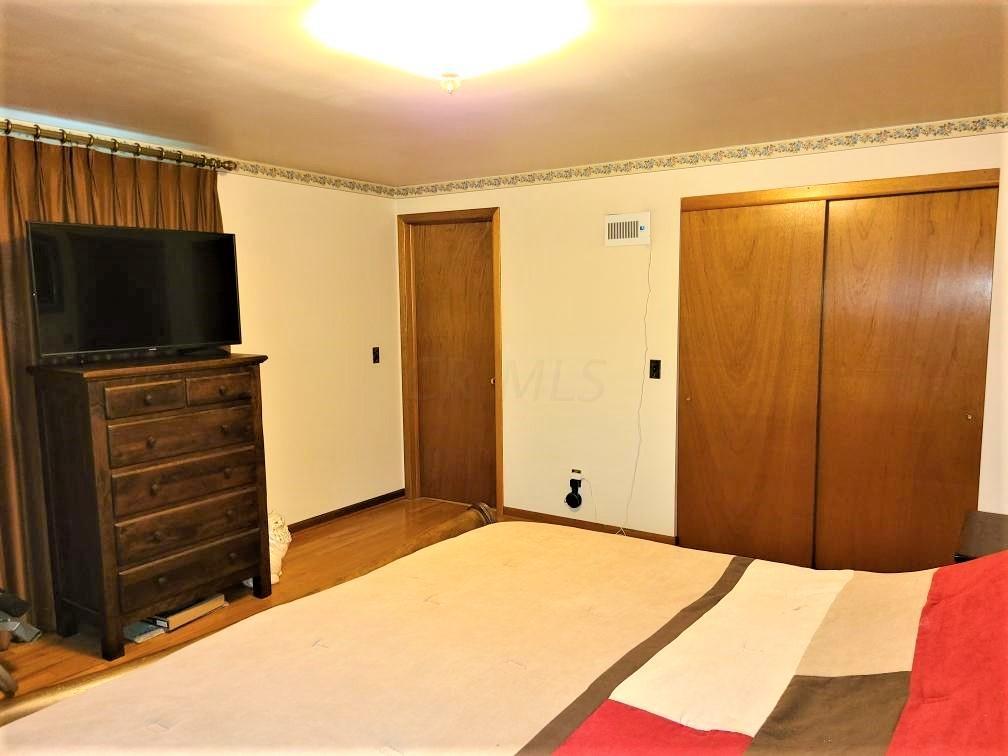 4060 Clime Road Columbus, OH 43228 - Photo 15 of 26 Gallery Image 15
