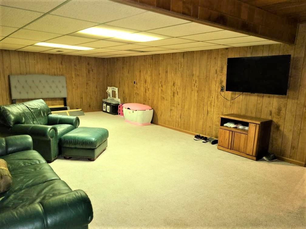 4060 Clime Road Columbus, OH 43228 - Photo 17 of 26 Gallery Image 17