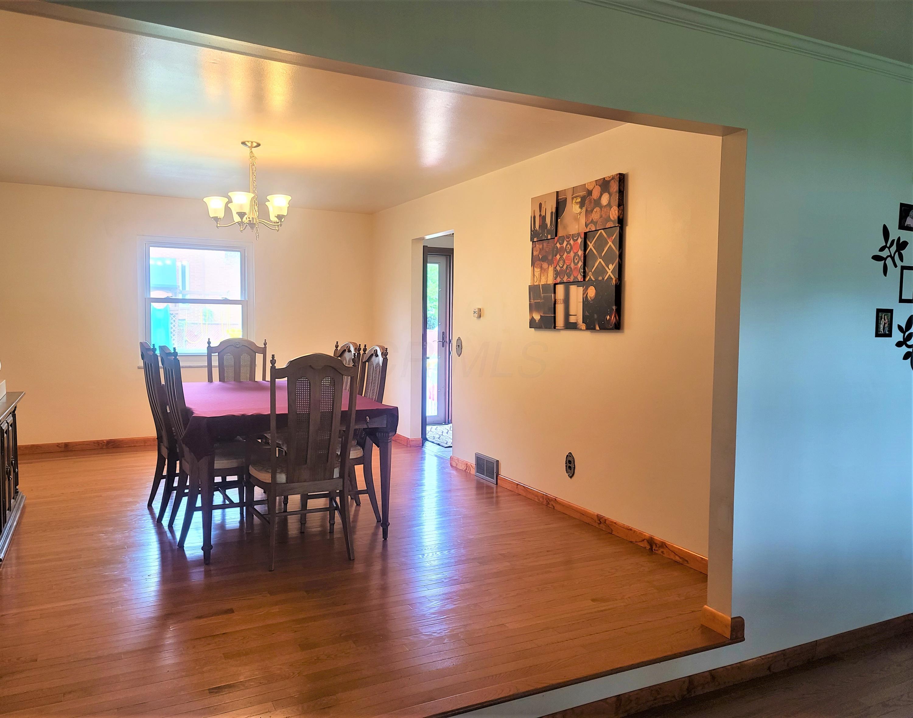 4060 Clime Road Columbus, OH 43228 - Photo 5 of 26 Gallery Image 5